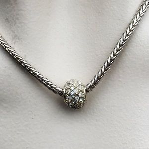 JH Retired Classic Chain Necklace w Pendant & Earring Set